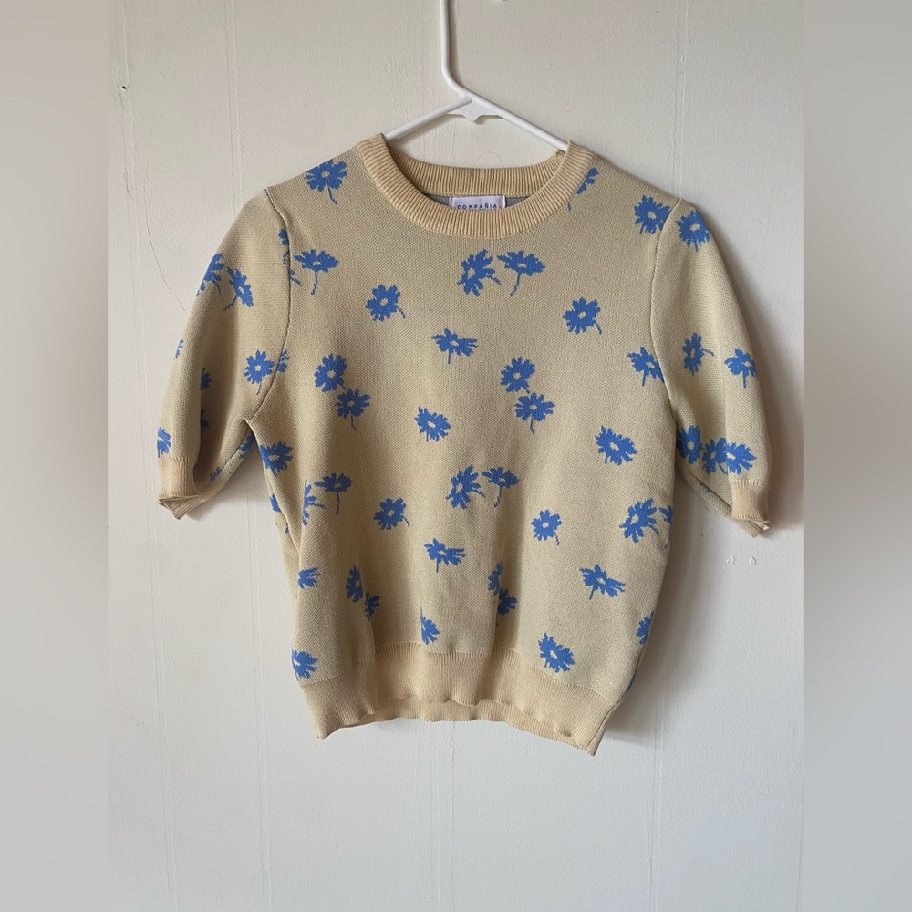 Compania Fantastical Short Sleeved Sweater